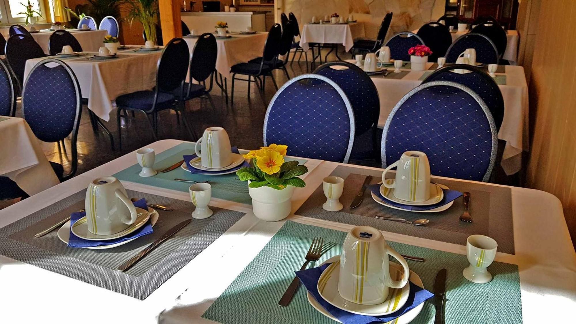 Pension Zum Lindenwald Colbitz Bagian luar foto